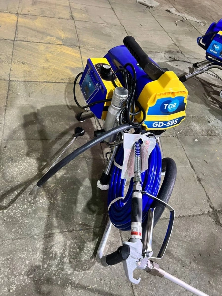 Окрасочный аппарат поршневой 20 бар, 2,8 кВт, 220 В  TOR GD-595