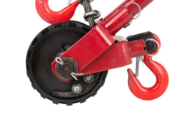 Лебедка ручная TOR ЛР-1,6 3 м PRO