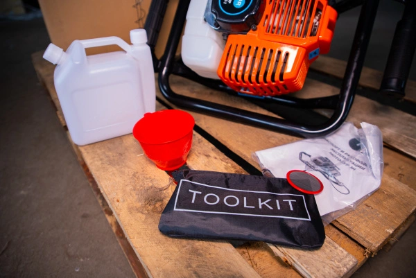 Мотобур без шнека 1,8 кВт TOR JH52-1