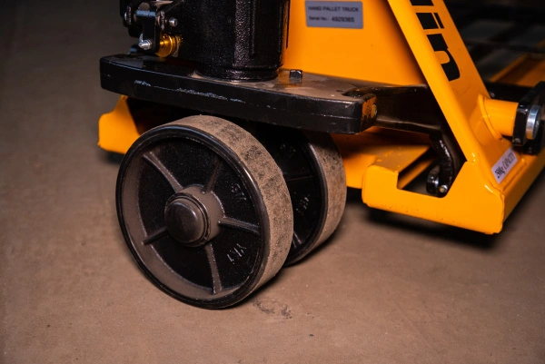 Тележка гидравлическая с решеткой 2500 кг 1150 мм полиуретановые колеса XILIN BFR